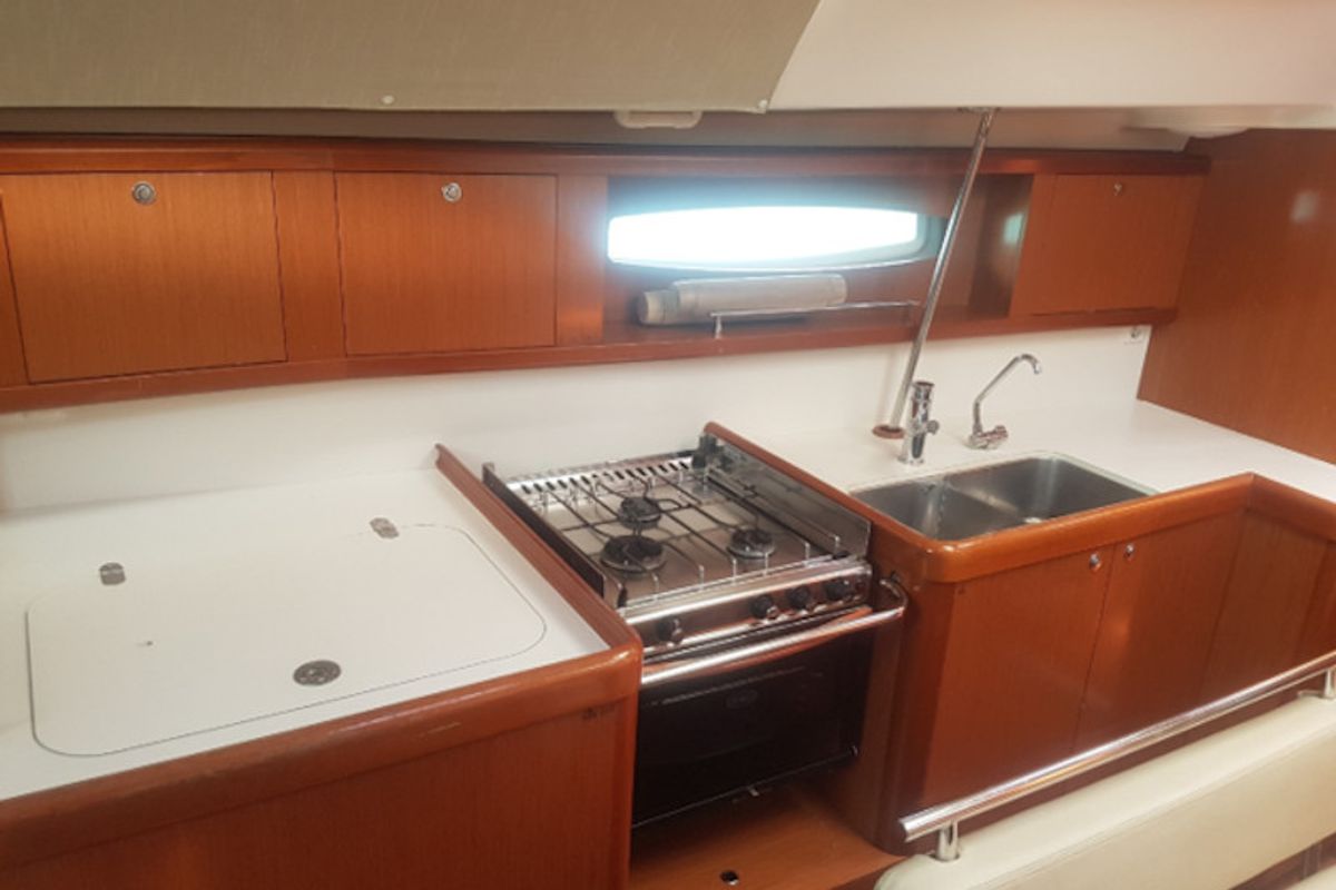 Galley of Myron, a Beneteau Oceanis 46 sailboat at Pisticci, Italy