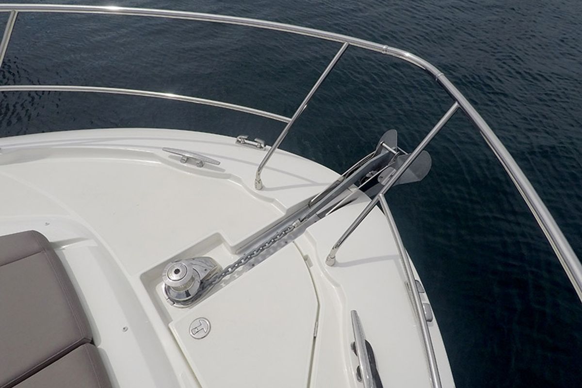 Serendipity, a Jeanneau Prestige 500 Fly yacht at Grad Šibenik, Croatia