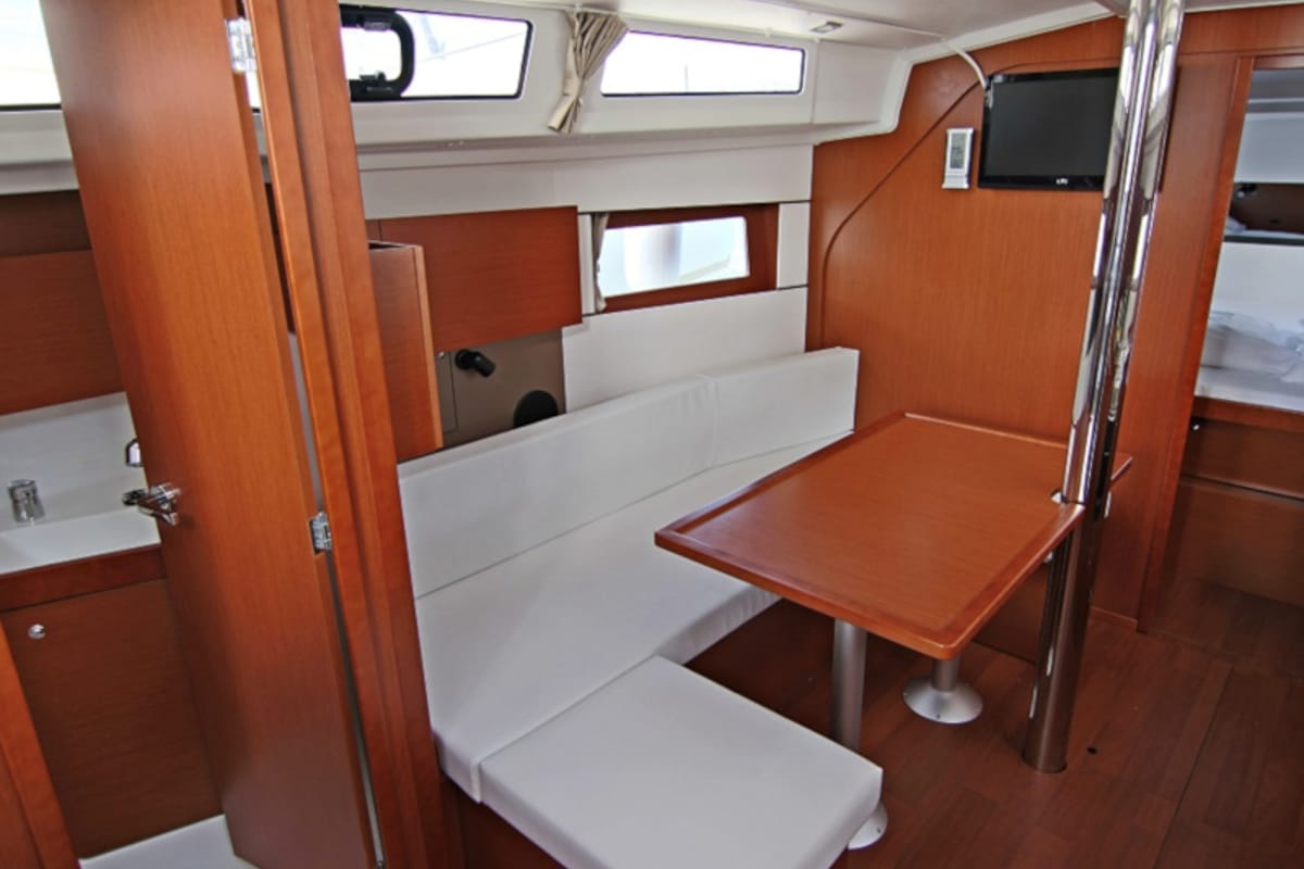 Salon of Aura, a Beneteau Oceanis 38.1 sailboat at Općina Sukošan, Croatia