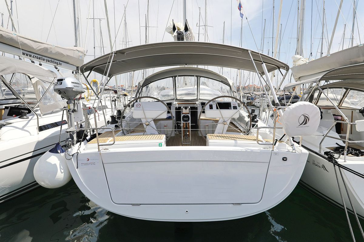 Exterior view of Chloe, a Hanse Yachts Hanse 458 sailboat at Grad Kaštela, Croatia