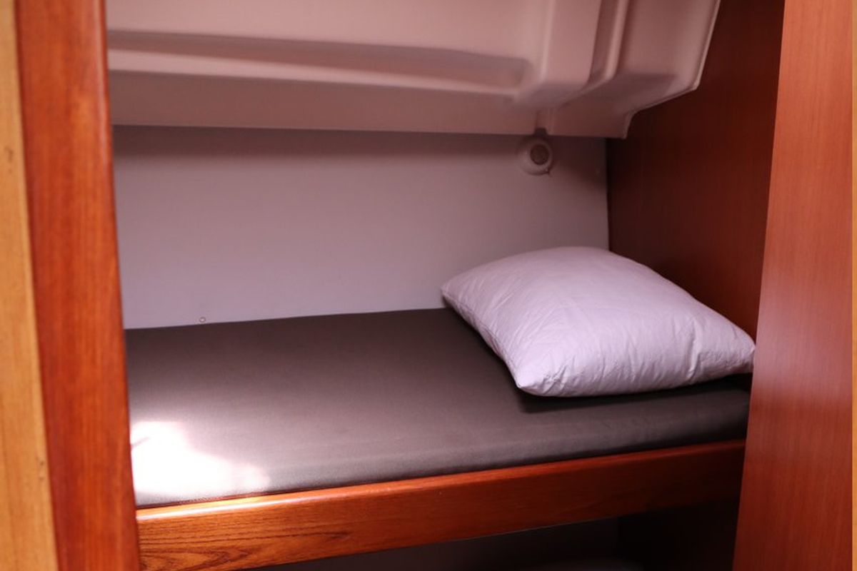 Cabin on Seacret, a Beneteau Oceanis 43 sailboat at Athens, Greece