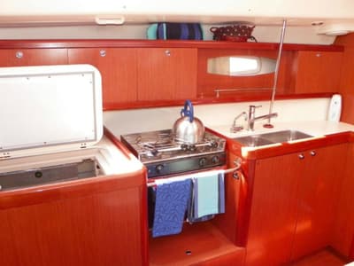 Galley of Seacret, a Beneteau Oceanis 43 sailboat at Athens, Greece