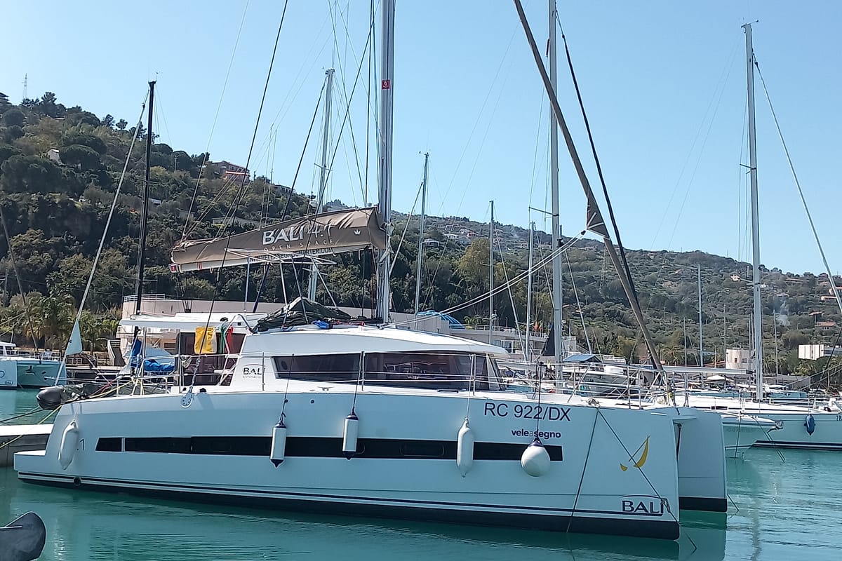 Exterior view of Negroni, a Bali 4.1 catamaran at Capo d'Orlando, Italy