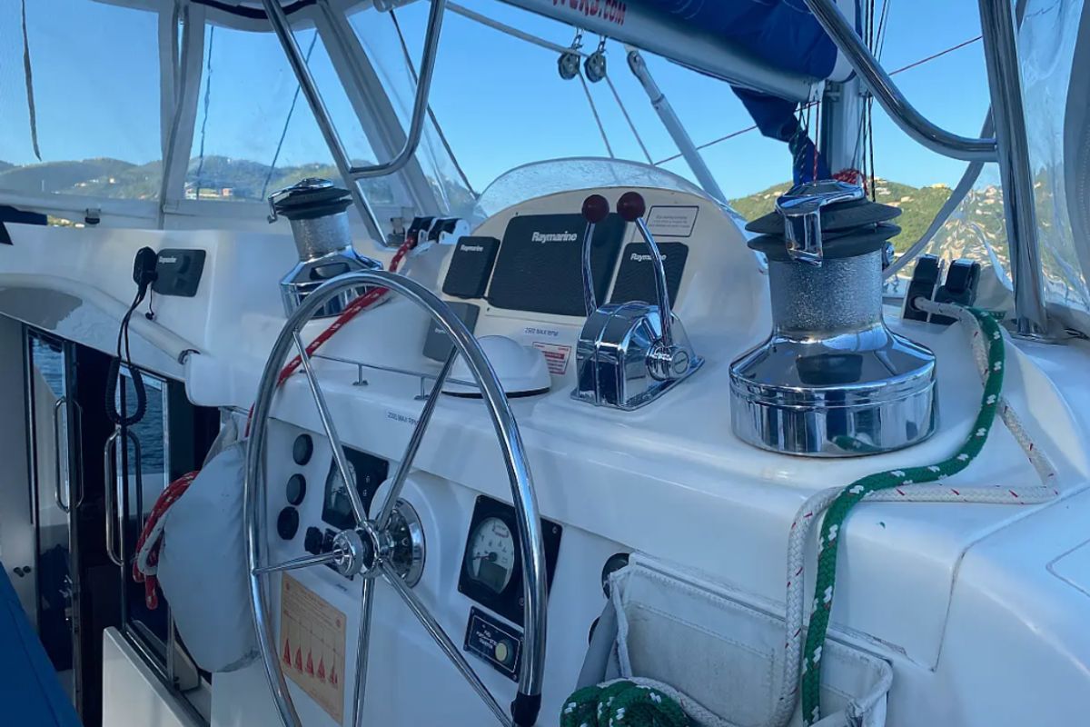 Cockpit of Moko Jumbie, a Leopard 46 catamaran at Ribishi, Saint Vincent and the Grenadines