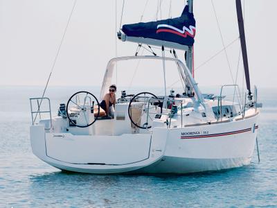 Exterior view of Oceanis 35.1 Club, a Gulet Moorings 352 sailboat at Cannigione, Italy