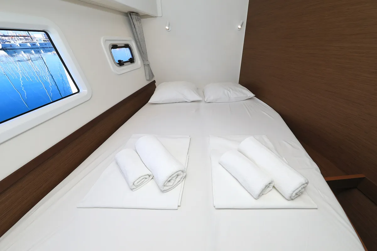 Cabin on Cuzamen, a Lagoon 42 catamaran at Općina Sukošan, Croatia
