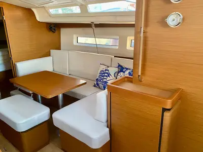 Salon of SALVA, a Jeanneau Sun Odyssey 440 sailboat at Grad Šibenik, Croatia
