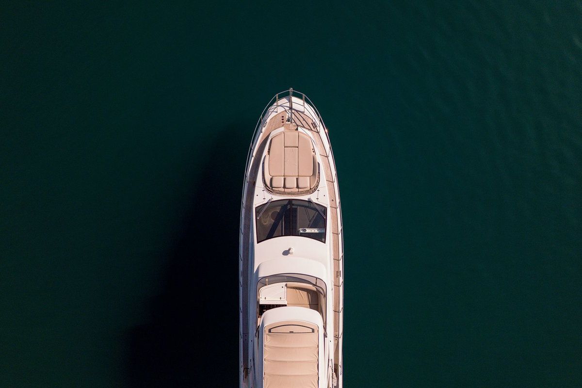 Exterior view of Be Happy, a Azimut 55 Fly yacht at Grad Kaštela, Croatia