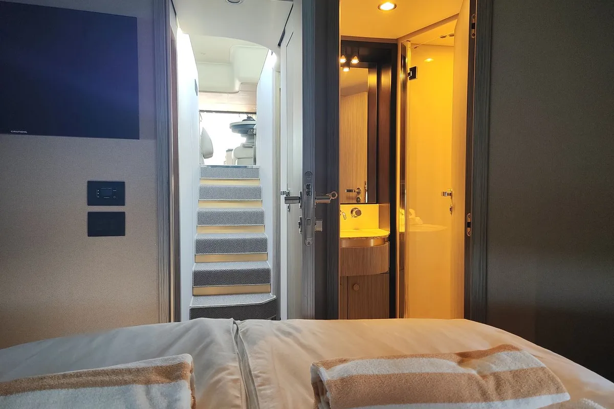 Cabin on Be Happy, a Azimut 55 Fly yacht at Grad Kaštela, Croatia