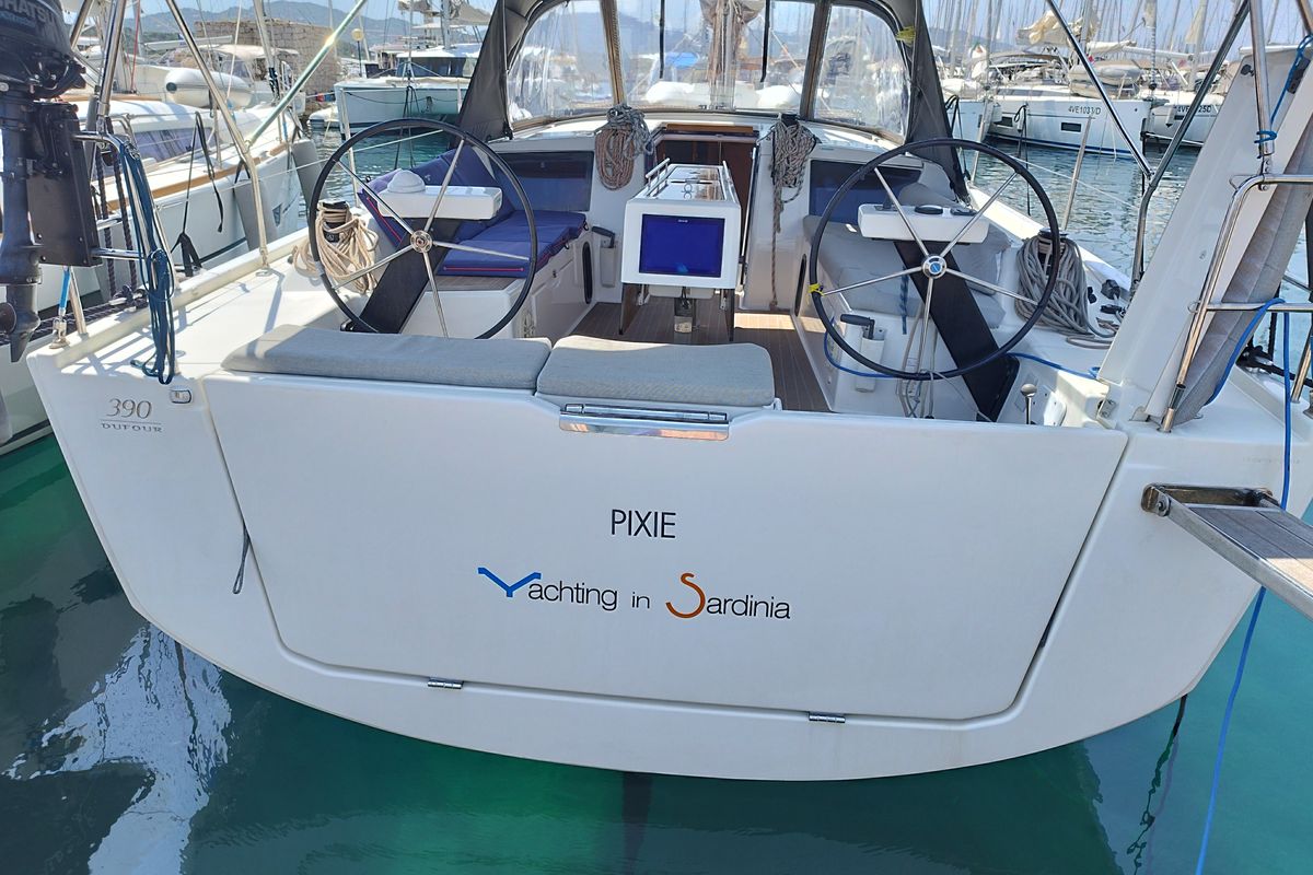 Cockpit of Pixie, a Dufour 390 sailboat at Olbia, Italy
