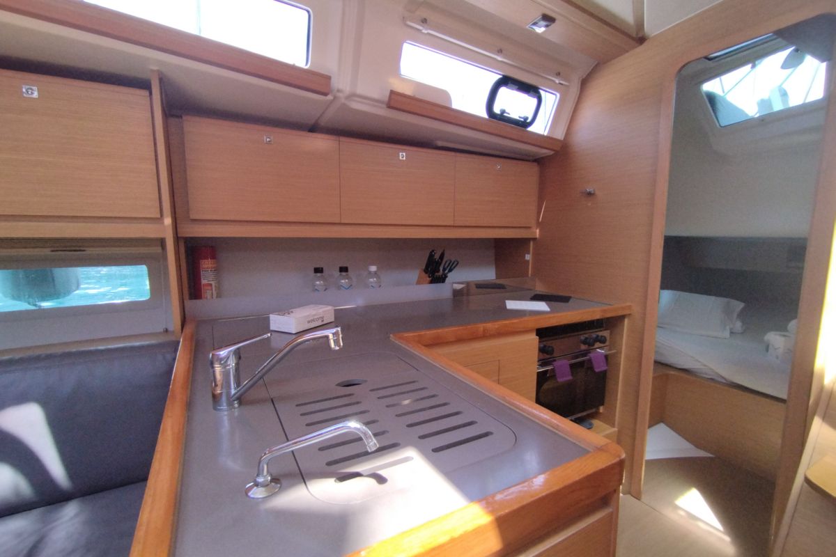 Galley of Pixie, a Dufour 390 sailboat at Olbia, Italy
