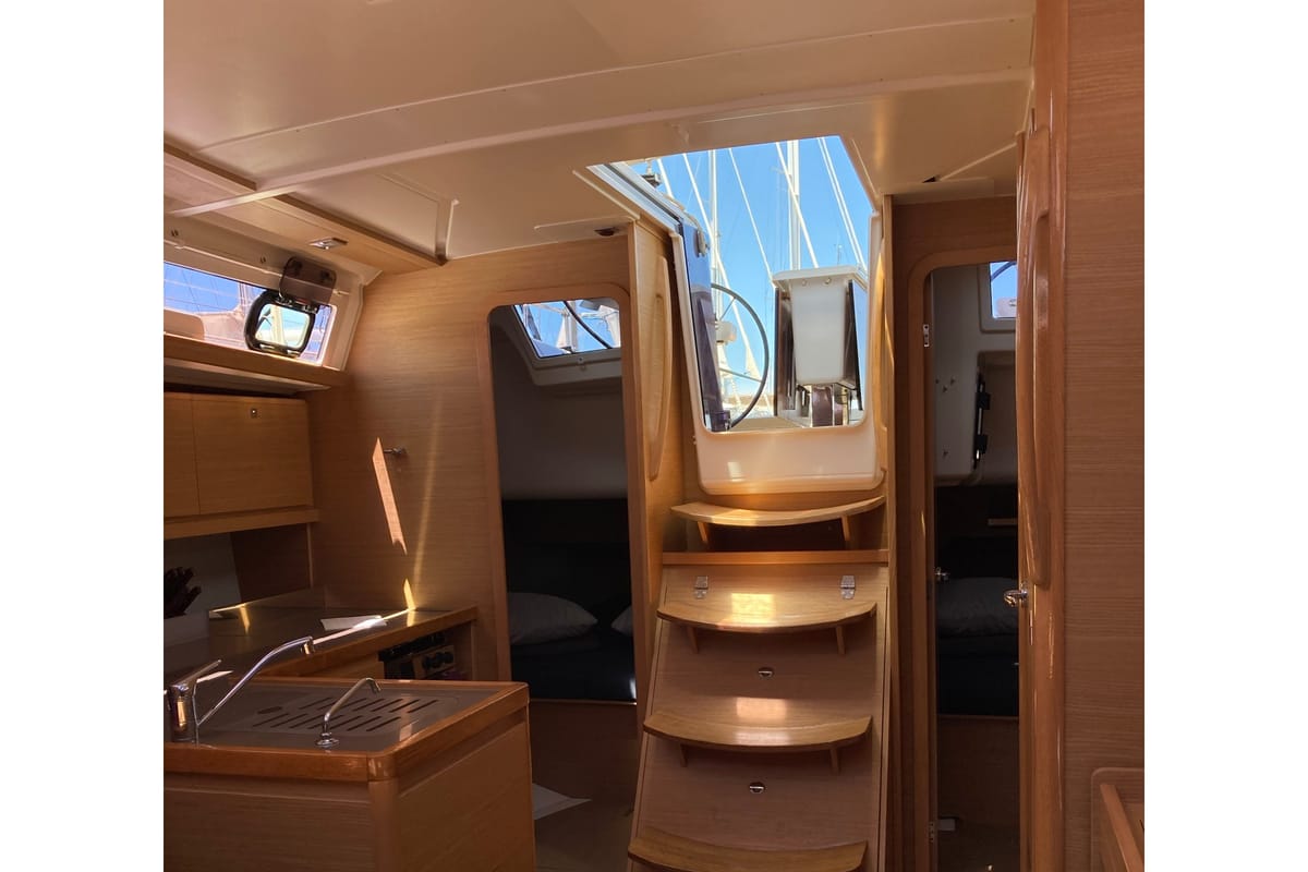 Salon of Pixie, a Dufour 390 sailboat at Olbia, Italy