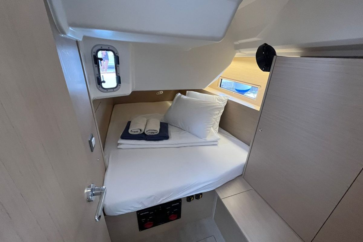 Cabin on Cosmic Dancer, a Beneteau Oceanis 40.1 sailboat at Split, Croatia