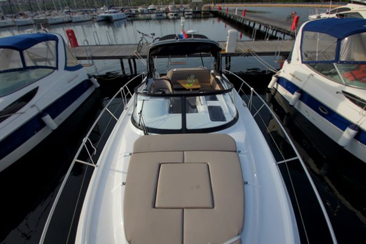 Twilly, a Bavaria S29 motorboat at Punat, Croatia