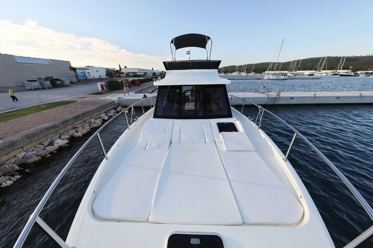 Deck of Backup, a Cobra Yachts Futura 40 Grand Horizon yacht at Općina Sukošan, Croatia