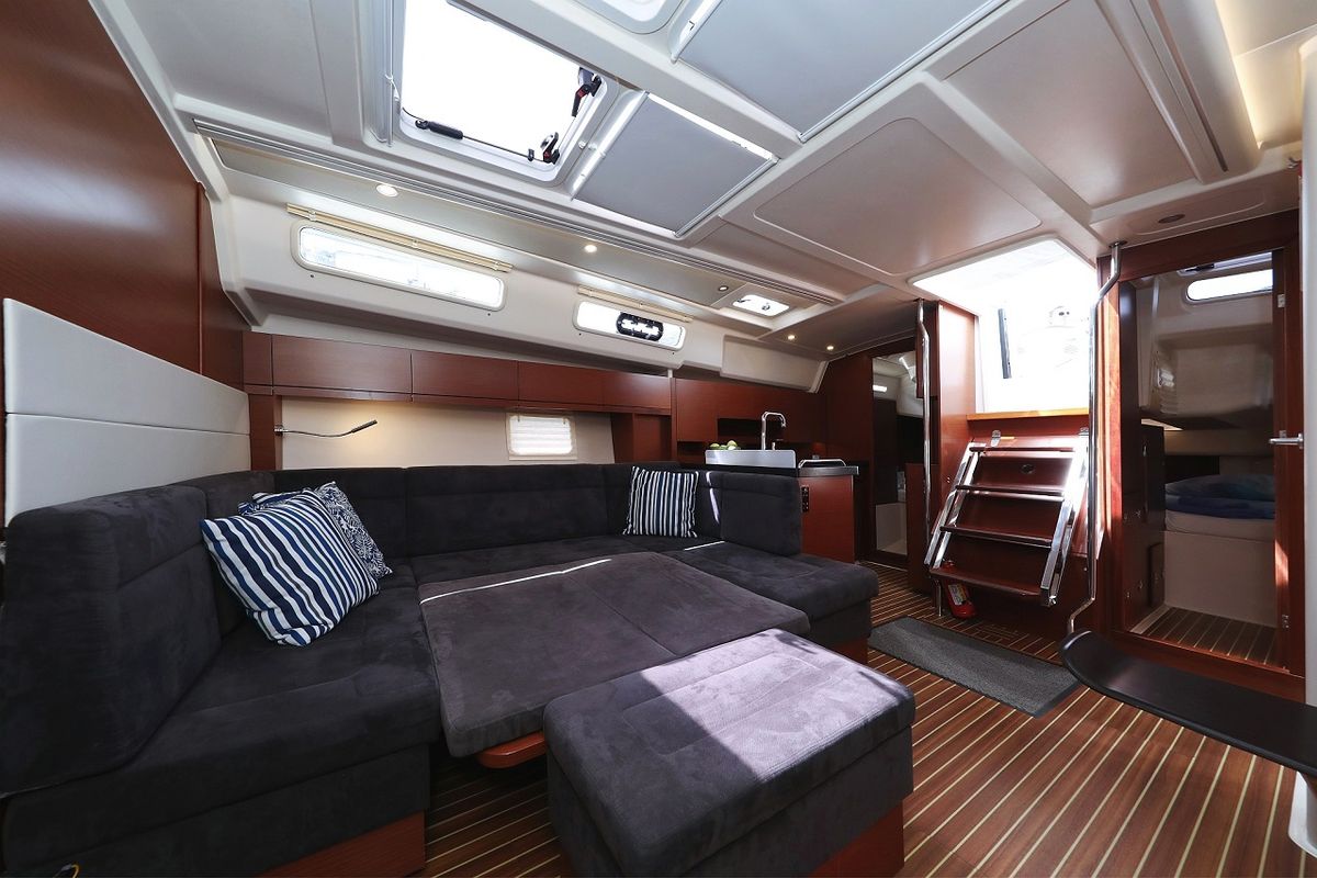 Salon of Mika, a Hanse Yachts Hanse 458 sailboat at Općina Sukošan, Croatia