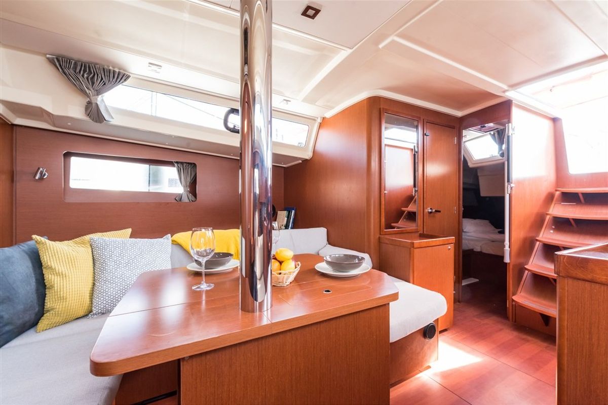 Salon of SPARKLING, a Beneteau Oceanis 41.1 sailboat at Split, Croatia