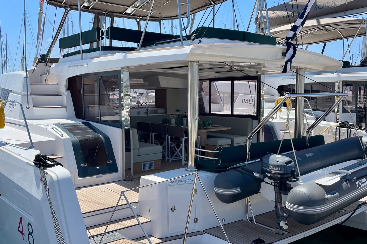 Exterior view of Romar IV, a Bali 4.8 catamaran at Athens, Greece