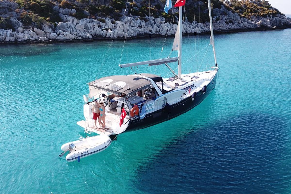 Cabin on Tundra, a Beneteau Oceanis 48 sailboat at Kaş, Turkey