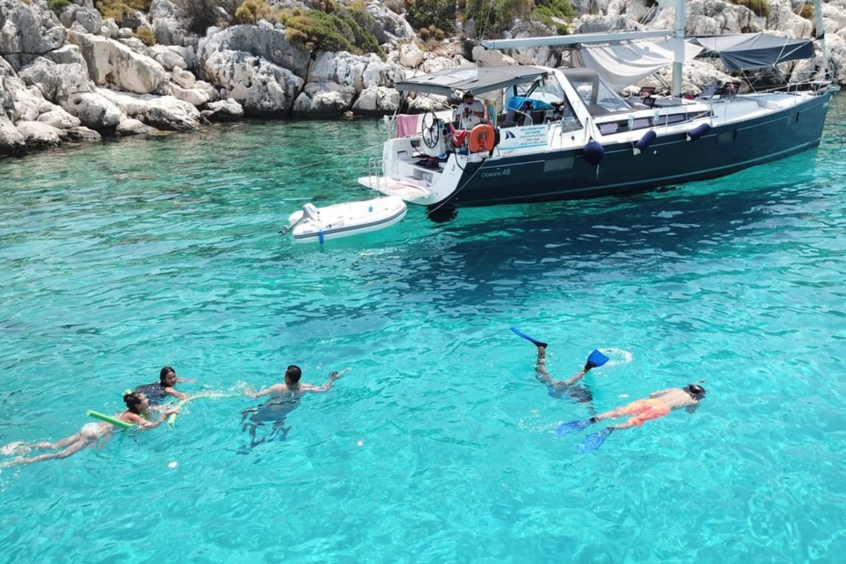 Deck of Tundra, a Beneteau Oceanis 48 sailboat at Kaş, Turkey