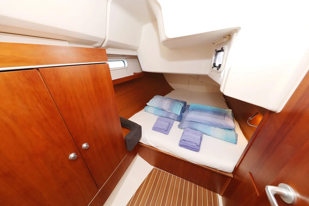 Cabin on Luna, a Hanse Yachts Hanse 415 sailboat at Grad Šibenik, Croatia