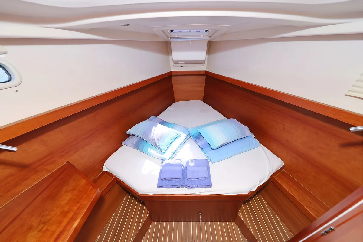 Cabin on Luna, a Hanse Yachts Hanse 415 sailboat at Grad Šibenik, Croatia