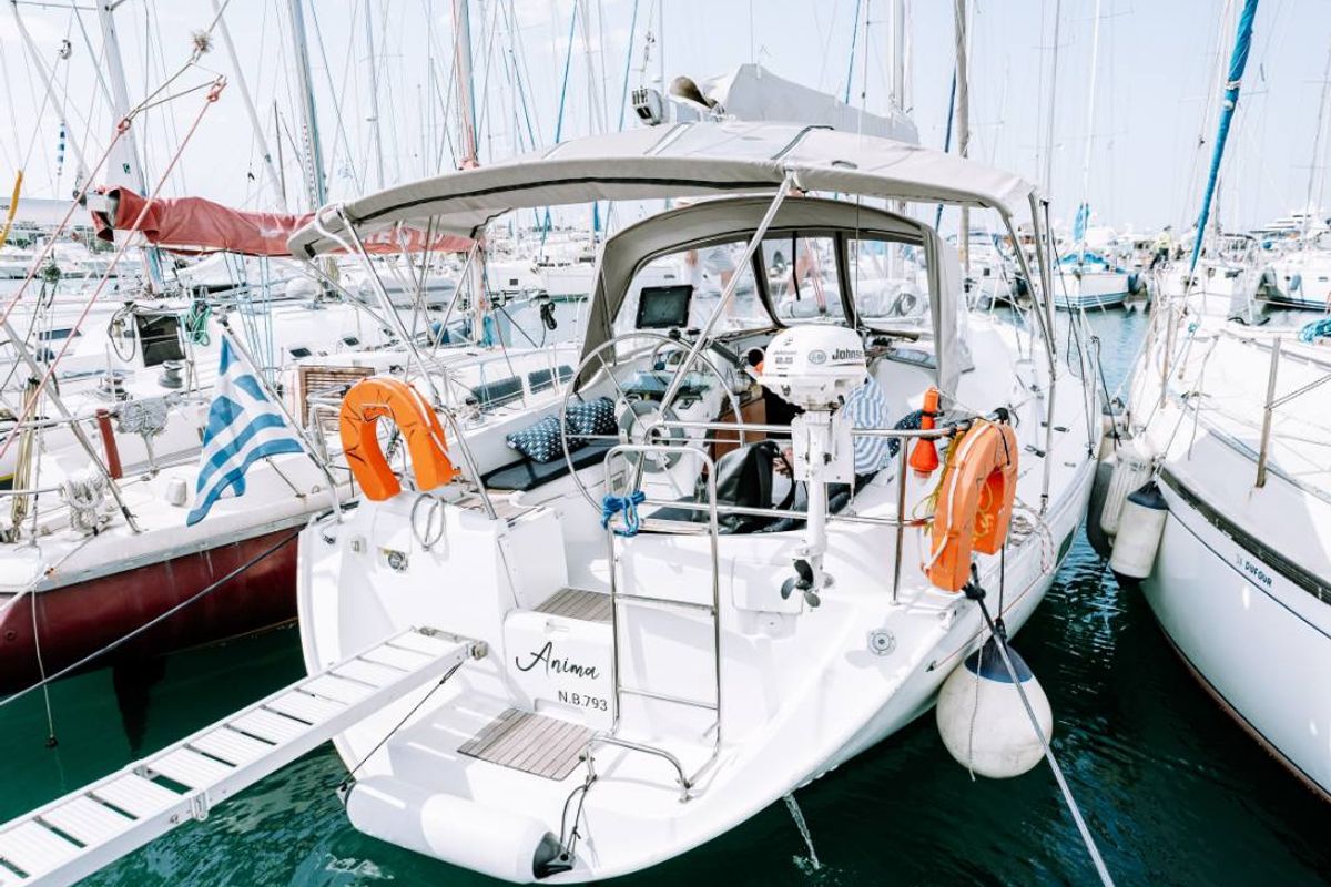Cockpit of ANIMA, a Beneteau Oceanis 361 sailboat at Marina Delta Kallithea, Greece