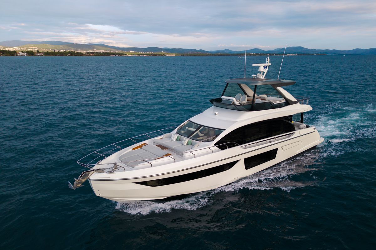 Exterior view of Donna, a Azimut 68E yacht at Grad Šibenik, Croatia