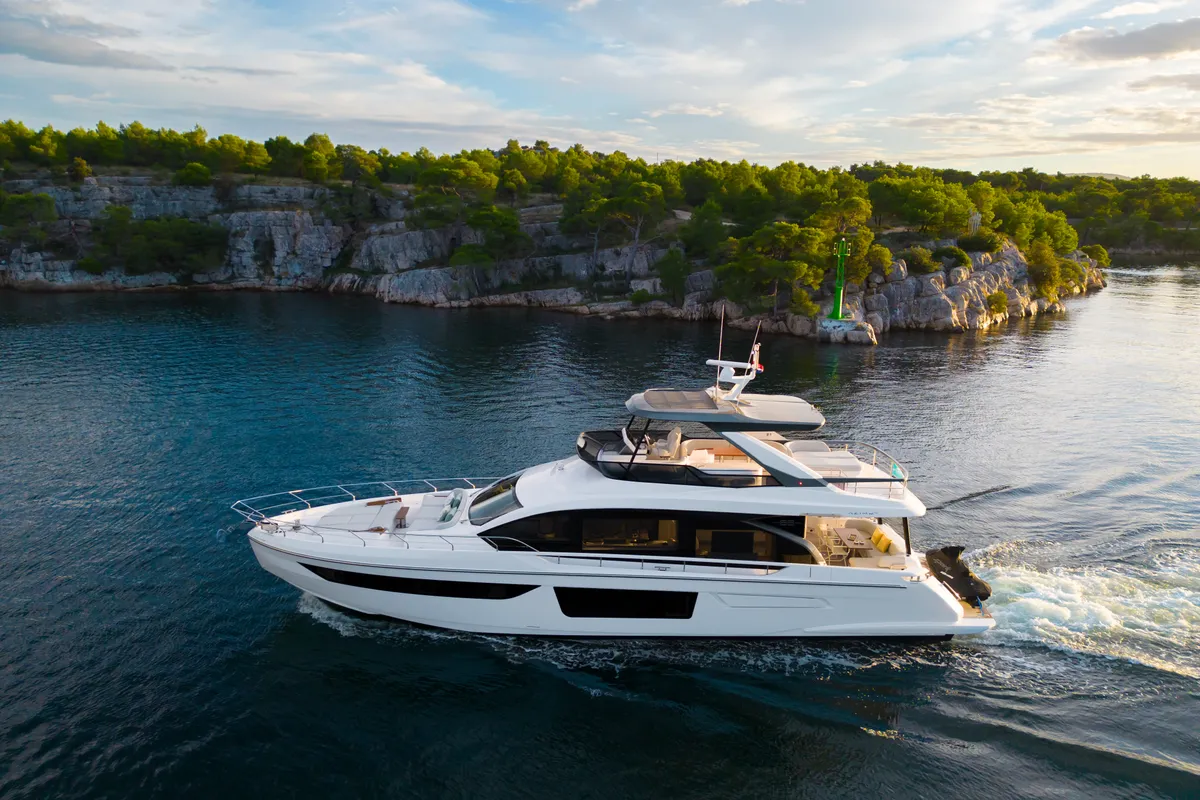 Exterior view of Donna, a Azimut 68E yacht at Grad Šibenik, Croatia