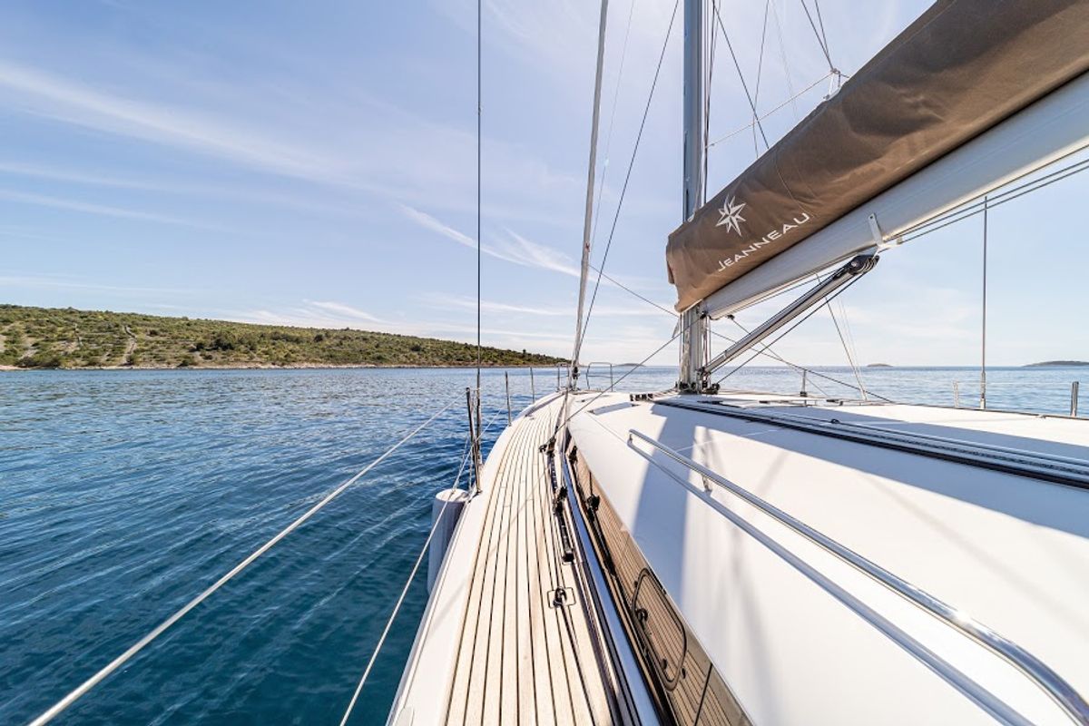 Deck of Baldur, a Jeanneau Sun Odyssey 490 sailboat at Primošten, Croatia