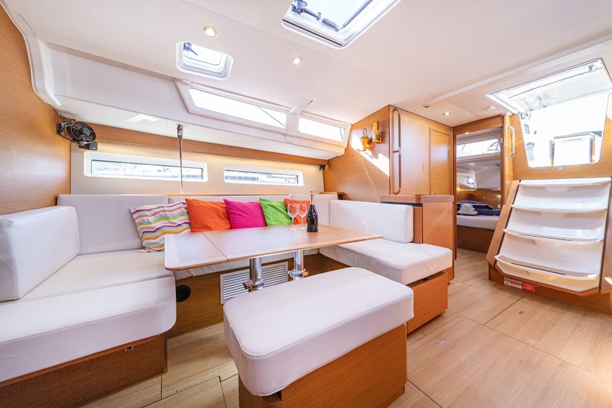 Salon of Baldur, a Jeanneau Sun Odyssey 490 sailboat at Primošten, Croatia