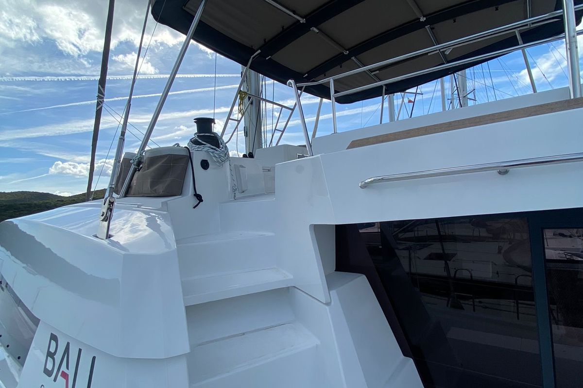 Deck of Spritz "New 2024", a Bali 5.4 catamaran at Figari/Golfo Aranci, Italy