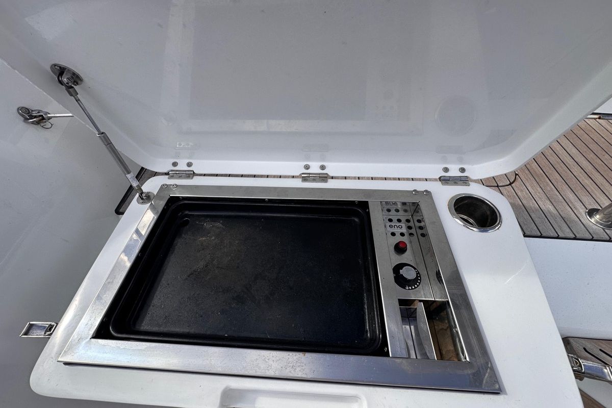 Maui- FIRST CLASS, a Lagoon 55 catamaran at Olbia, Italy