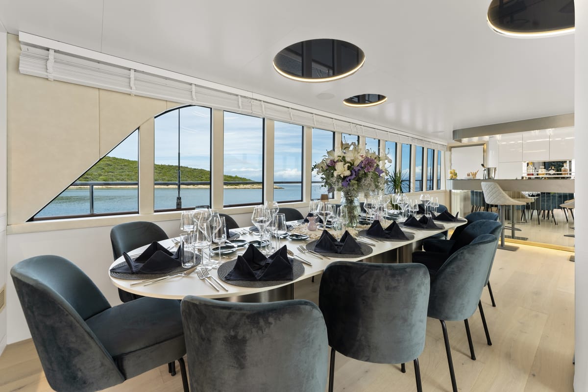 Salon of Maxita, a Gulet Motoryacht yacht at Split, Croatia