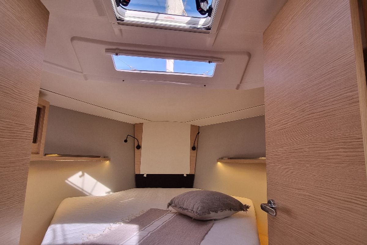 Cabin on Skyline, a Dufour 37 sailboat at Vallauris, France