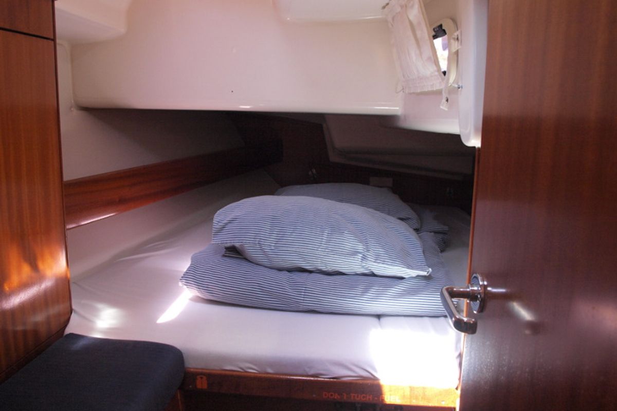 Cabin on SeaGull, a Bavaria 44 sailboat at Primošten, Croatia