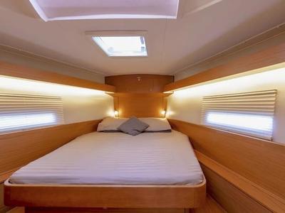 Cabin on Blue Moon 2, a Dufour 430 sailboat at Parikia, Greece