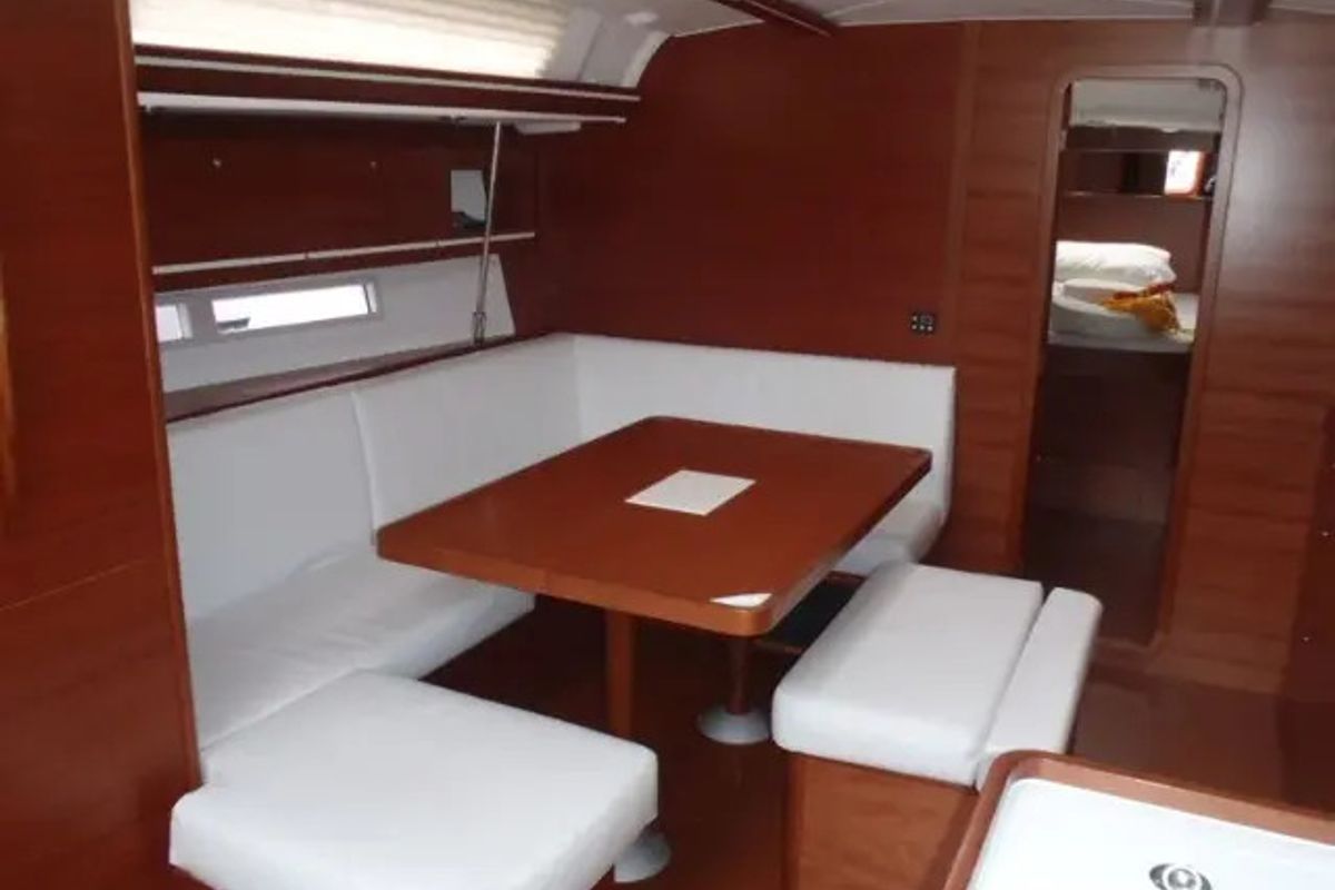Salon of Ambiente V, a Dufour 445 Grand Large sailboat at Marmaris, Turkey