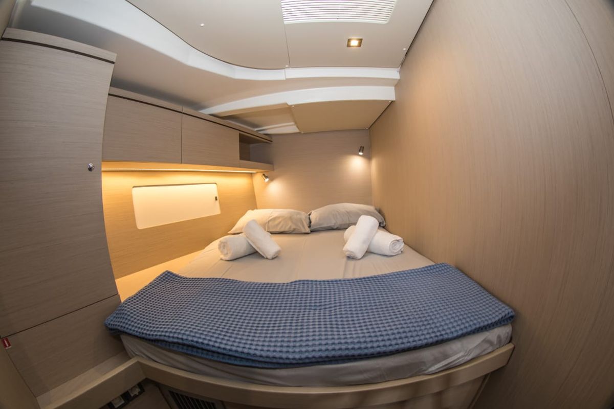Cabin on Nireas, a Beneteau Oceanis 51.1 sailboat at Athens, Greece
