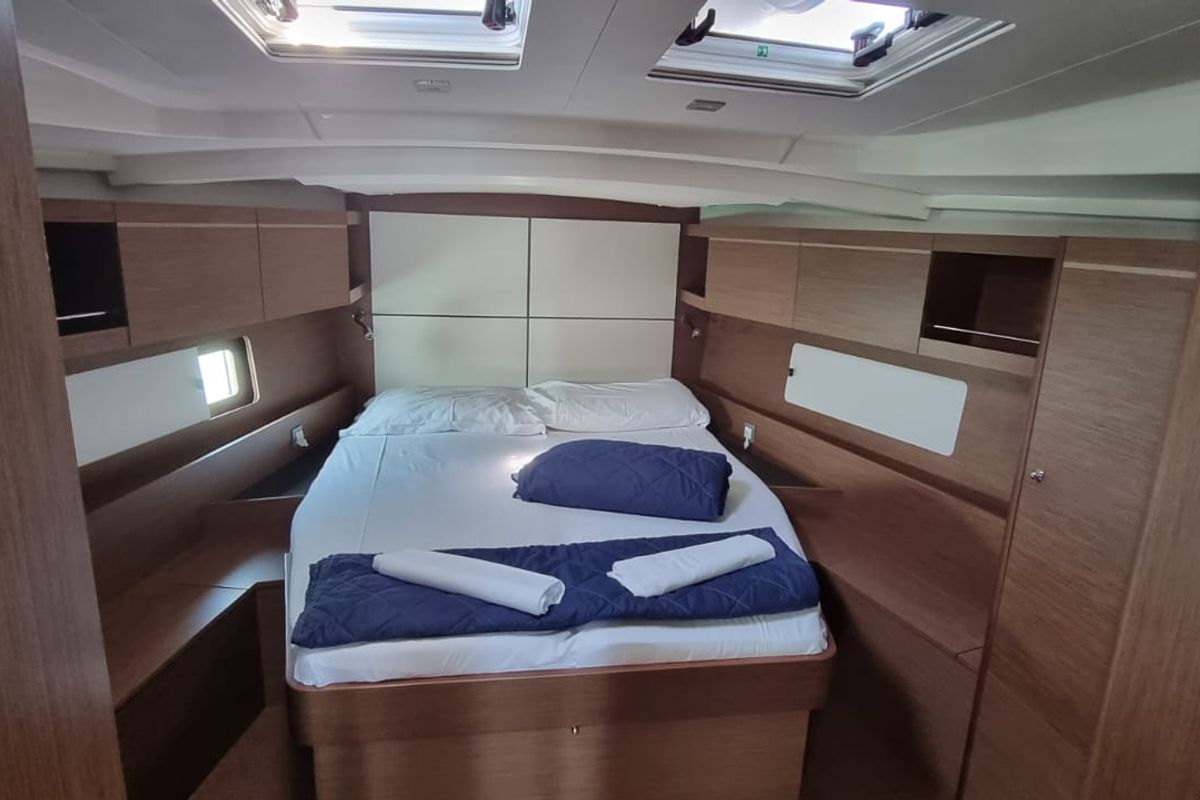 Cabin on Electra, a Beneteau Oceanis 46.1 sailboat at Olbia, Italy