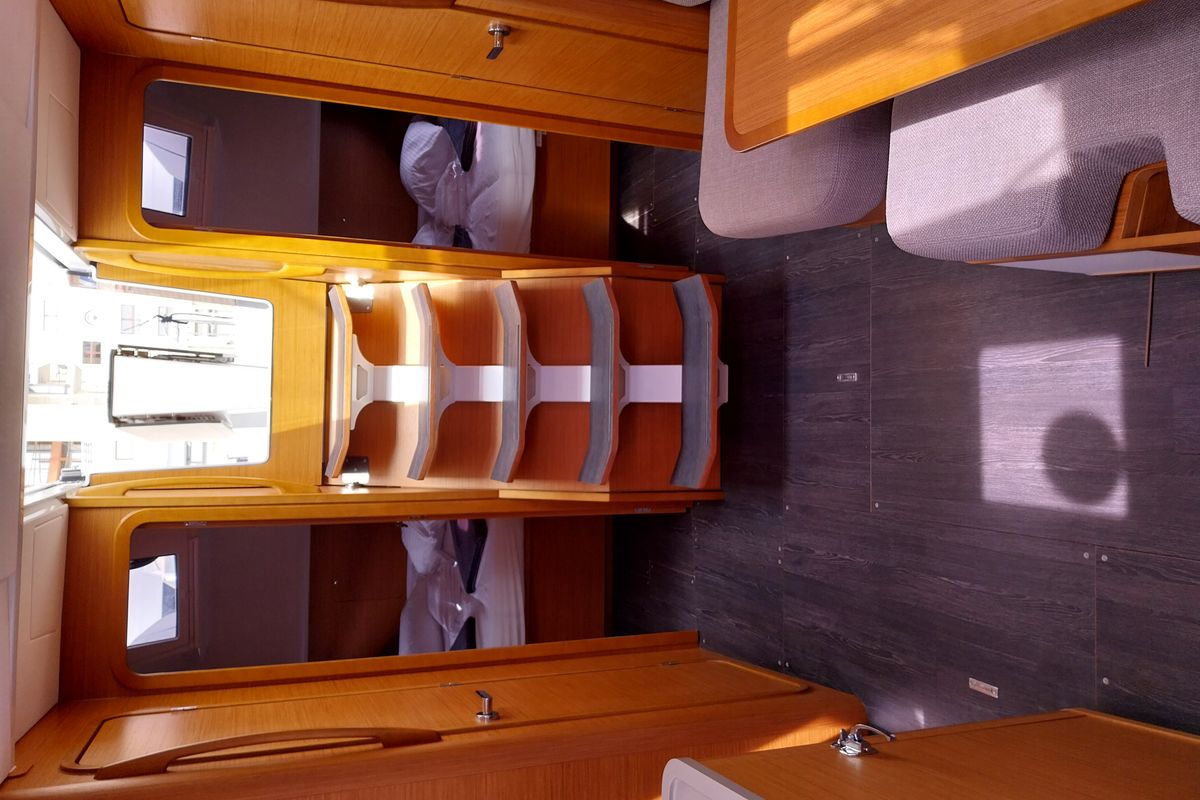 Cabin on Panagiotis, a Dufour 41 sailboat at Volos Municipality, Greece