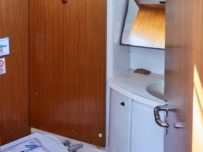 Head on BBCAP, a Jeanneau Sun Odyssey 39i sailboat at Vigo, Spain