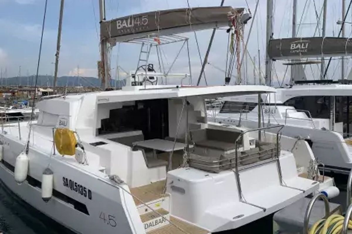 Exterior view of Sadalbari, a Bali 4.5 FLY catamaran at Salerno, Italy