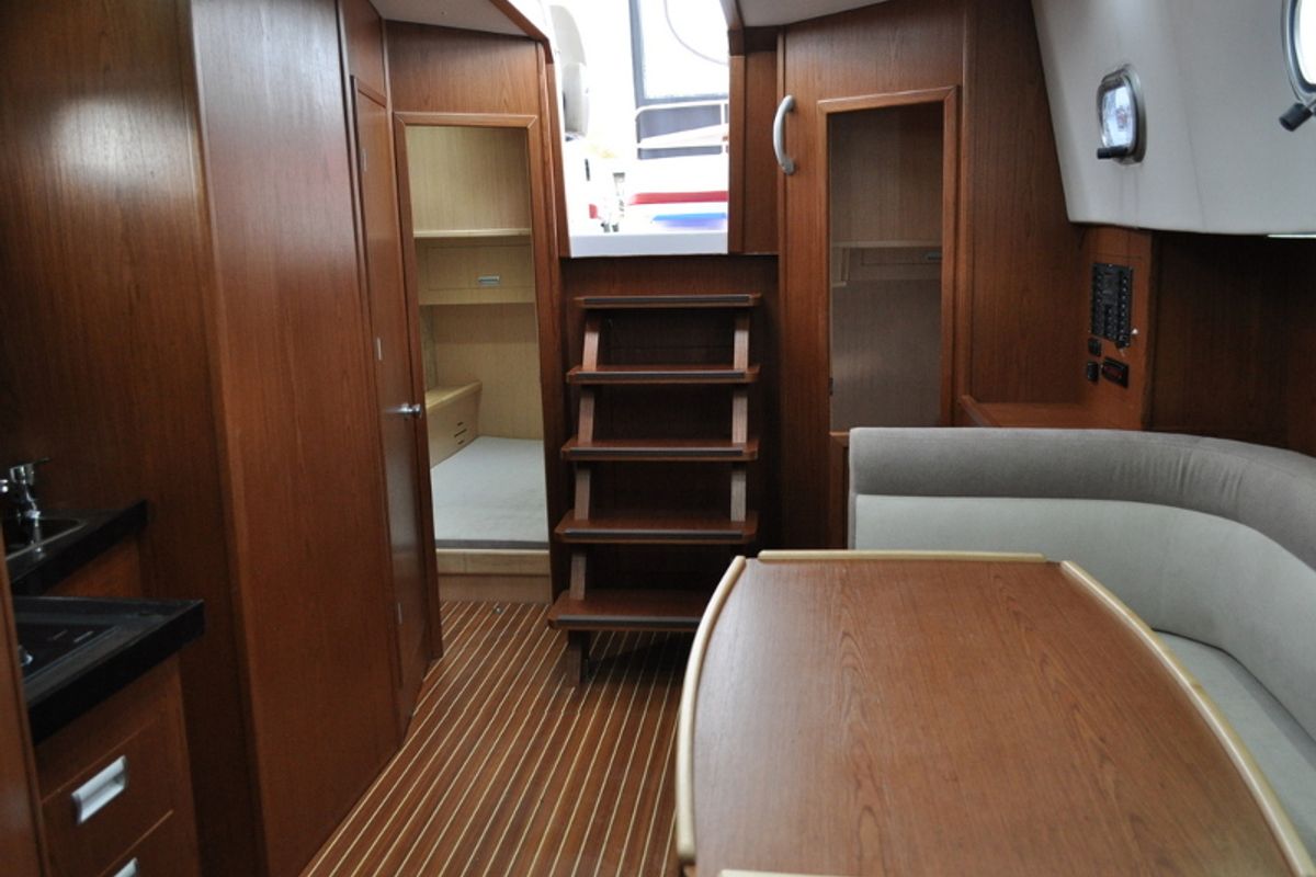 Salon of Tes 393 Illuminatus, a Tes 393 Illuminatus motorboat at Wilkasy, Poland