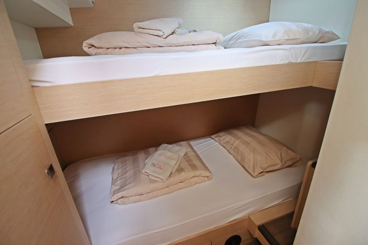 Cabin on Felicia, a Fountaine Pajot Saona 47 Quintet catamaran at Općina Rogoznica, Croatia