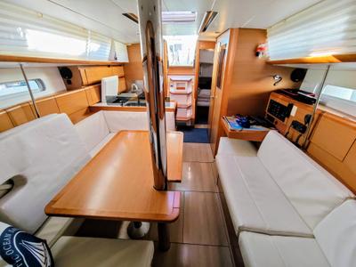 Salon of Soprano, a Jeanneau Sun Odyssey 379 sailboat at Općina Sukošan, Croatia