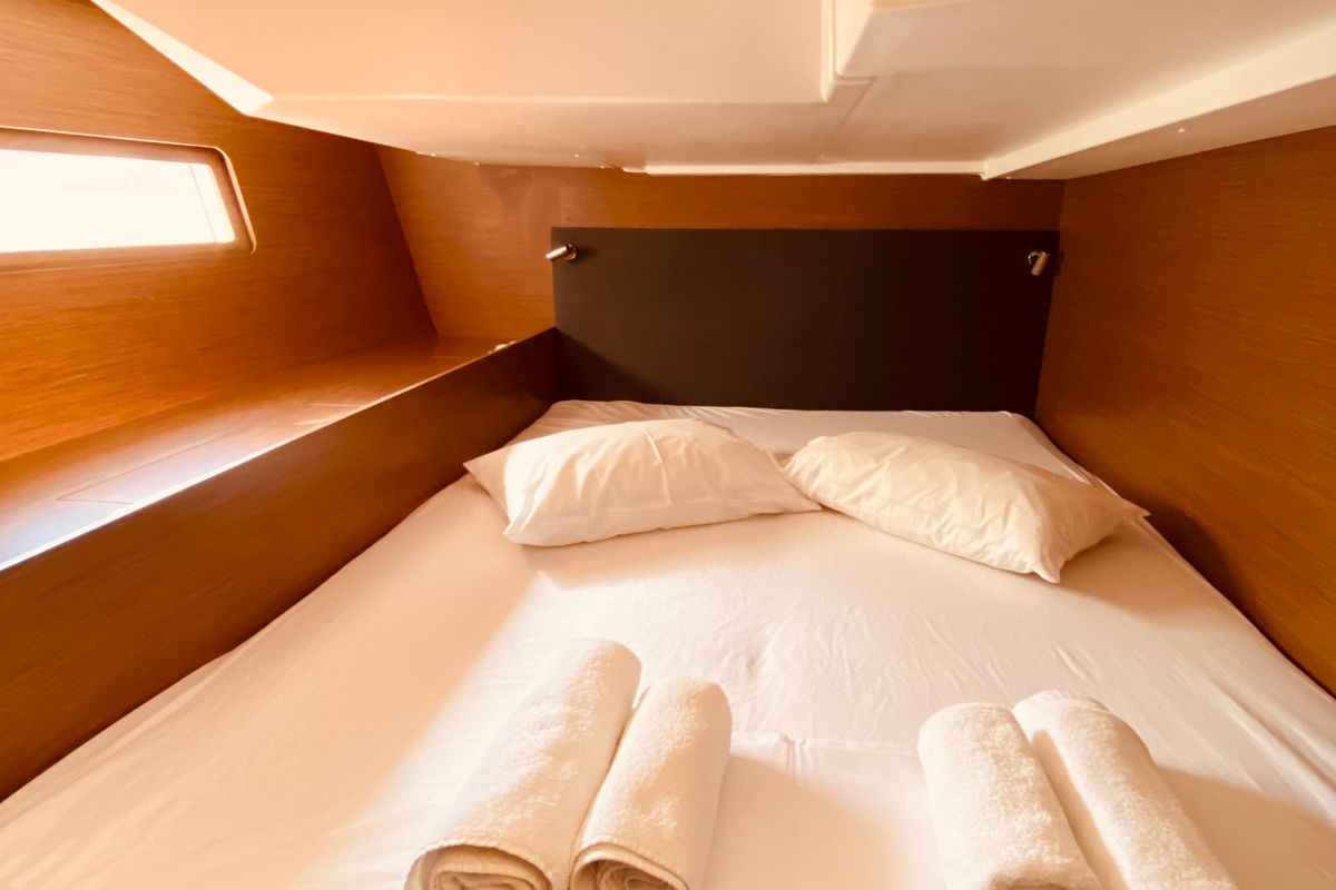Cabin on Vixen, a Beneteau Oceanis 51.1 sailboat at Municipal Unit of Lefkada, Greece