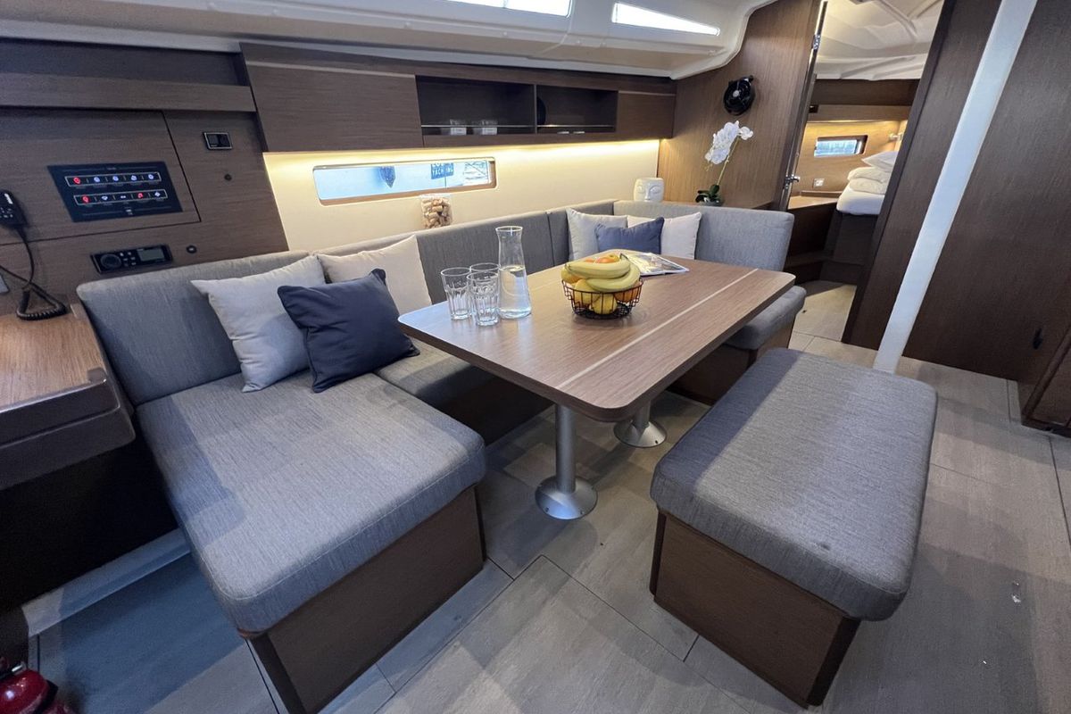 Salon of Christine, a Beneteau Oceanis 40.1 sailboat at Grad Pula, Croatia