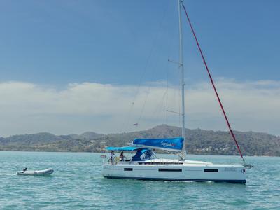 Exterior view of Sunsail 44 So Classic, a Jeanneau Sun Odyssey 440 sailboat at Municipal Unit of Lefkada, Greece
