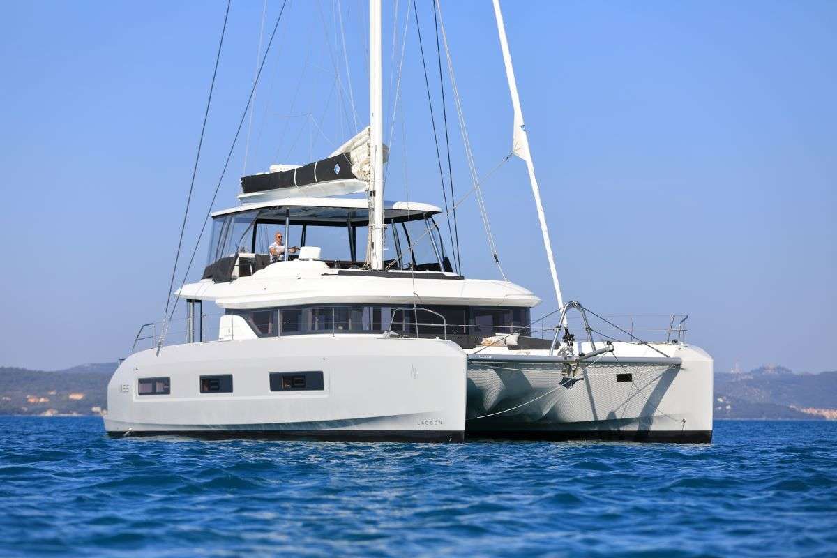 Exterior view of Champagne Please, a Lagoon 55 catamaran at Grad Kaštela, Croatia